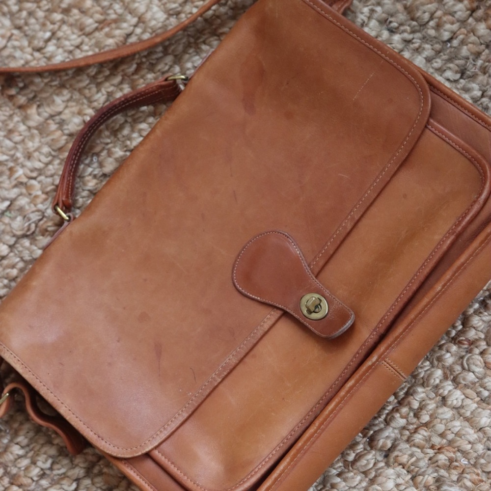 Like butter - Coach leather briefcase bag